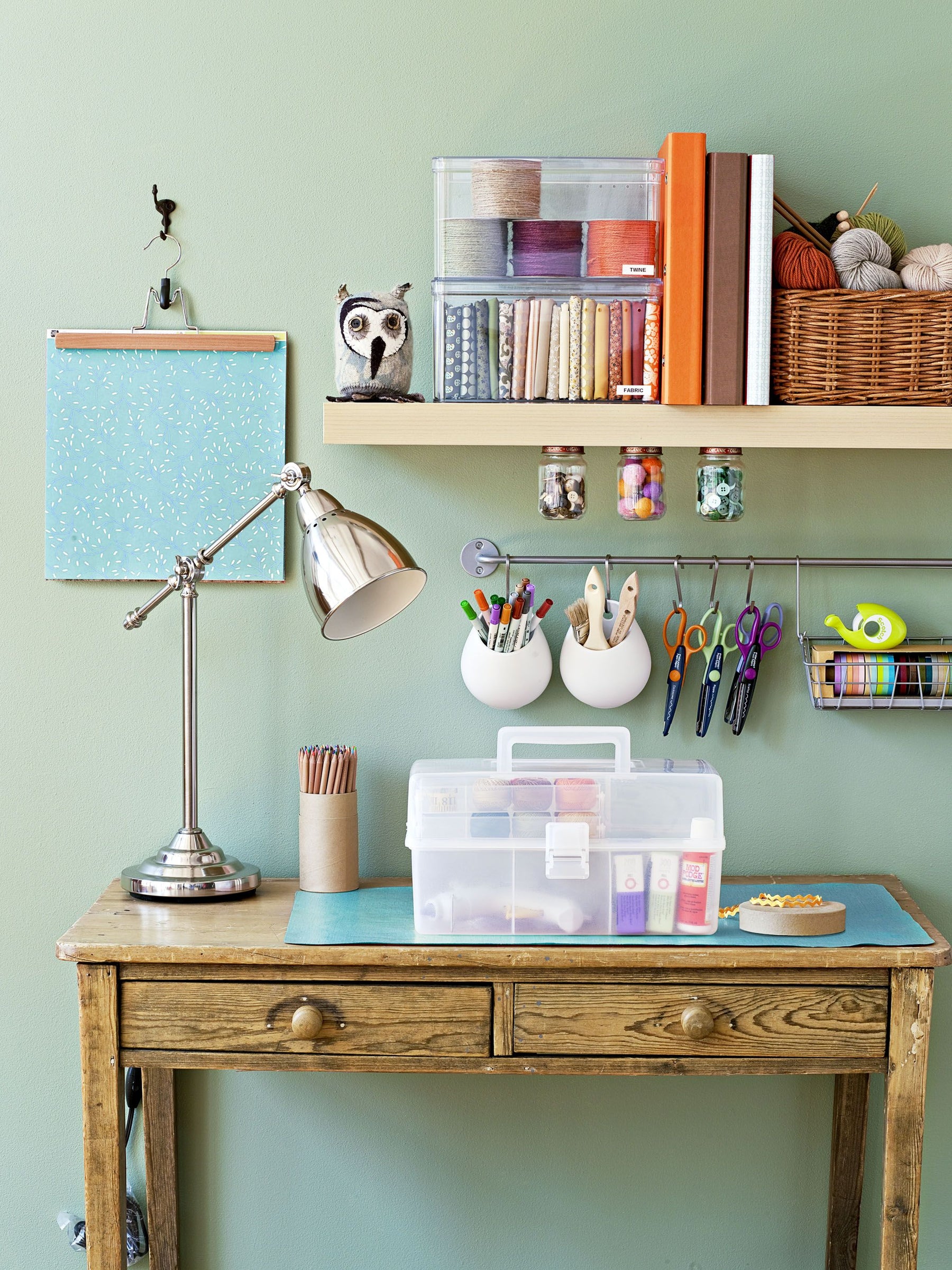 The Best Desk Organization Ideas for a Productive New Year!