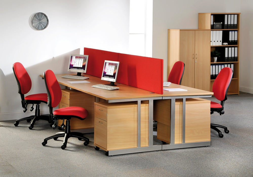 Rectangular Straight Desk with White MFC Top and Silver Frame Cantilever Legs Momento 1400 x 800 x 725 mm